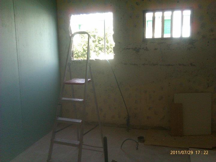 295732_266226110075732_1853788229_n